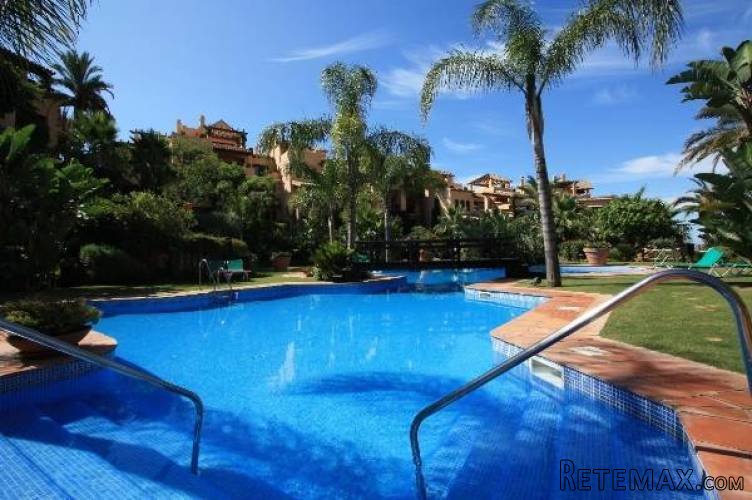 El Campanario Garden Apartment Well presented two bedroom..