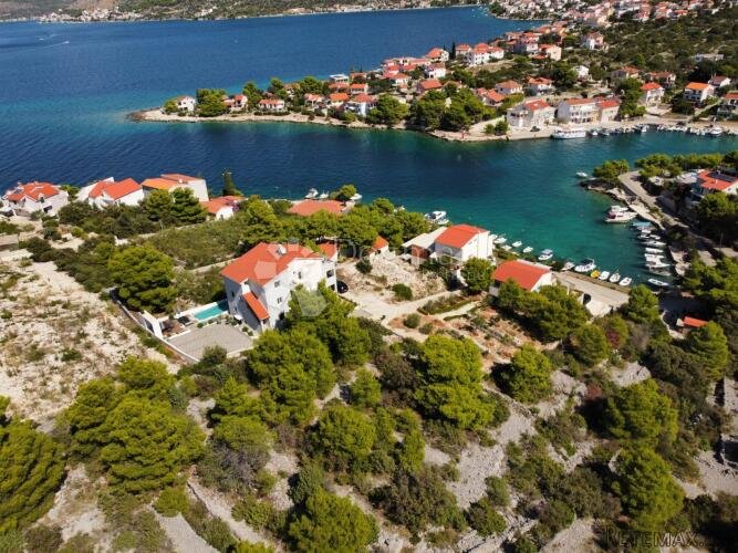 ROGOZNICA ( RAŽANJ ) - GRAĐEVINSKO ZEMLJIŠTE 50M OD MORA - 2