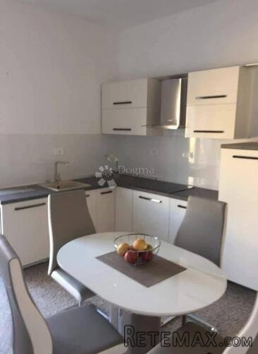 POTOK STAN 114.80M2 POTPUNO ADAPTIRAN - 3