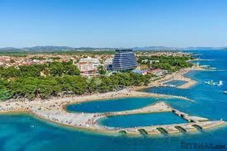 VODICE- Poljoprivredno zemljište na izvrsnoj lokaciji - 3