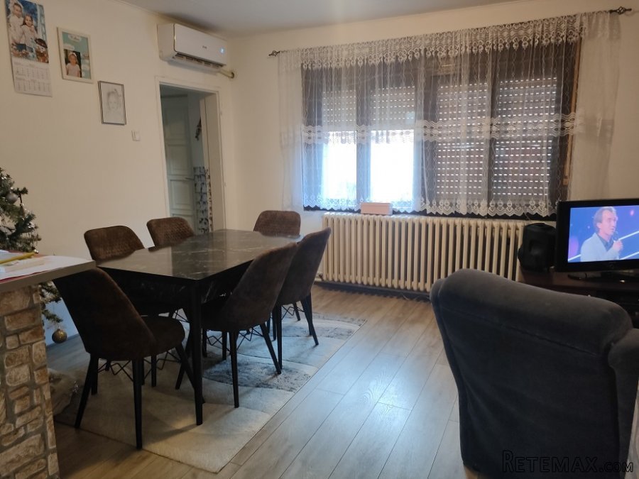 Porodicna kuca u Ravnom Selu - 4
