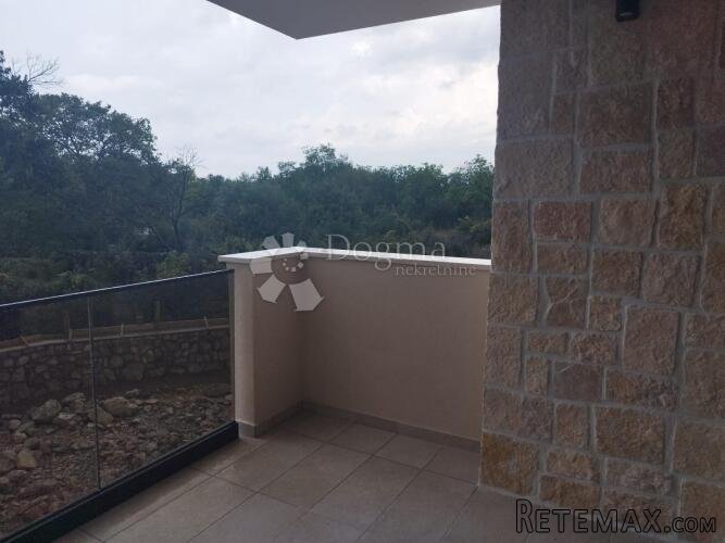 MALINSKA - DVA APARTMANA S OKUĆNICOM - 7