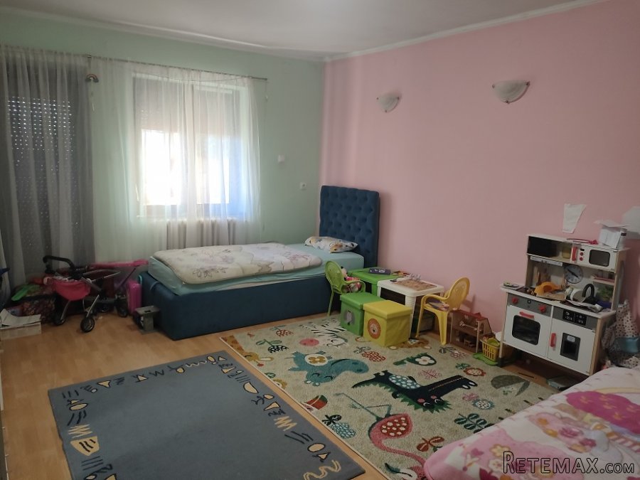 Porodicna kuca u Ravnom Selu - 7