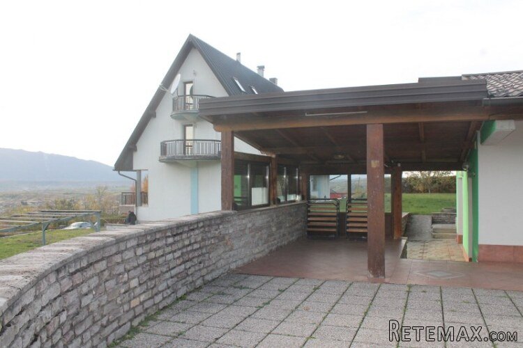 Posjed - ranč sa luxuznom kućom i voćnjakom Bihać - 7