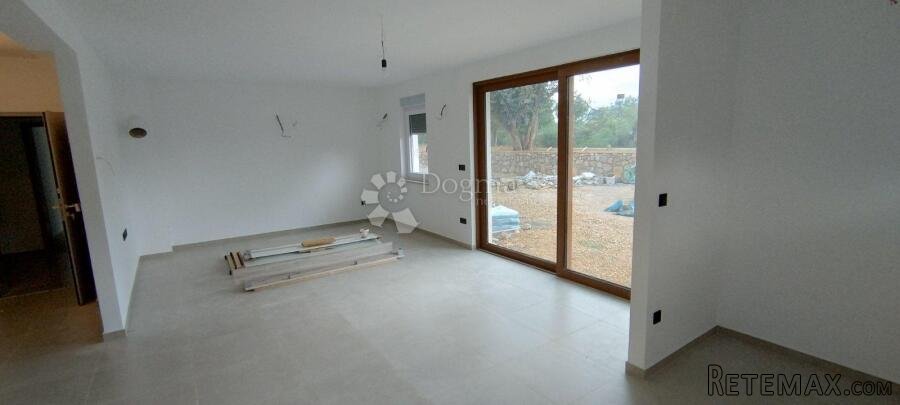 MALINSKA - DVA APARTMANA S OKUĆNICOM - 10
