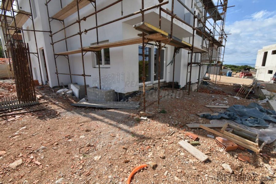 Apartman u novogradnji s pogledom na more! Punat! - 12
