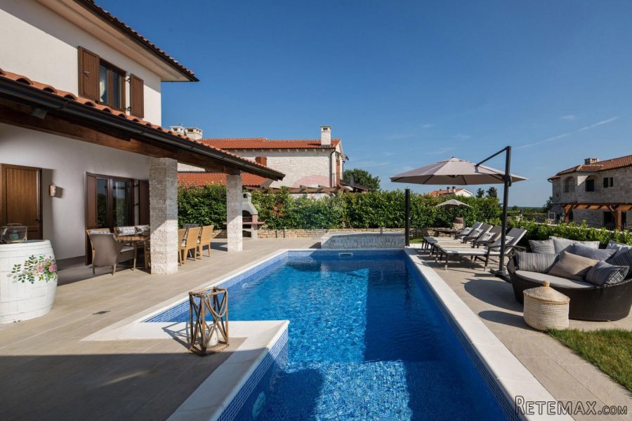 ISTRA, VIŠNJAN ELEGANTNA DIZAJNERSKA VILLA S BAZENOM I WELLN - 3