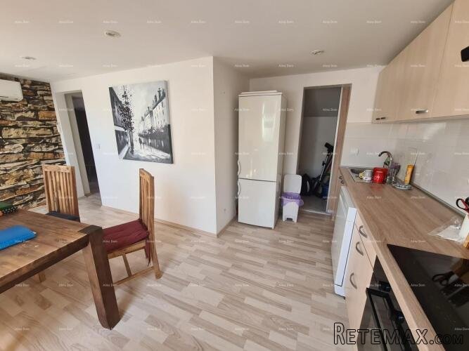 Prodajemo stan u centru Pule – 66 m² - 3