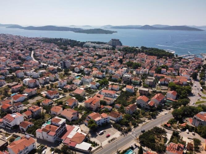 VODICE - HOTEL SA 17 SOBA BLIZU MORA - 3