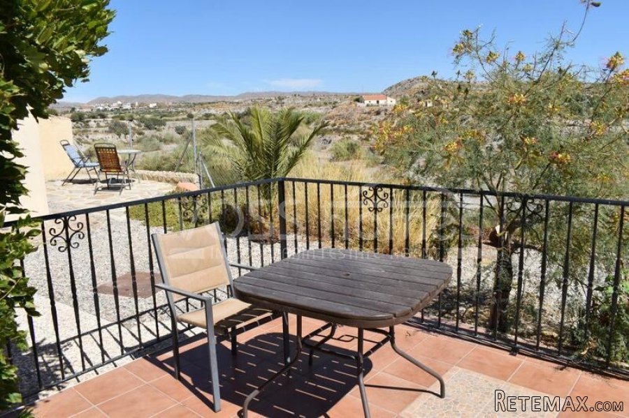NEW & EXCLUSIVE TO VOSS HOMES - A stunning, full of.. - 14