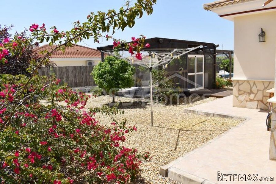 NEW & EXCLUSIVE TO VOSS HOMES - An impressive 3 bed, 2 bath.. - 14