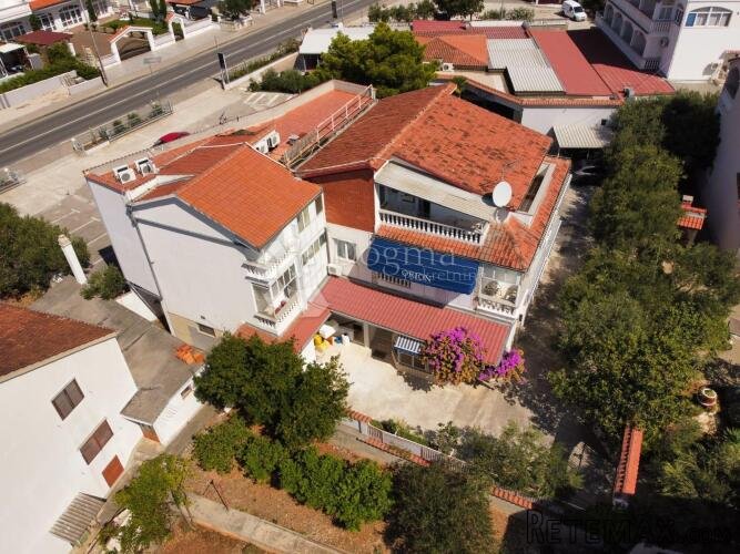 VODICE - HOTEL SA 17 SOBA BLIZU MORA - 5