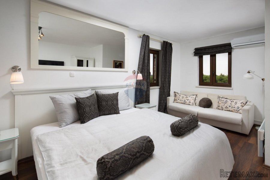 ISTRA, VIŠNJAN ELEGANTNA DIZAJNERSKA VILLA S BAZENOM I WELLN - 10