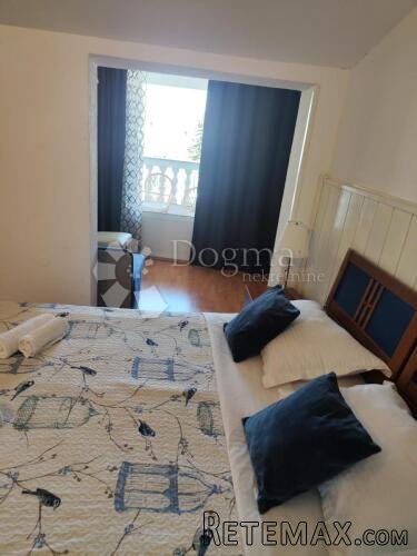 VODICE - HOTEL SA 17 SOBA BLIZU MORA - 10