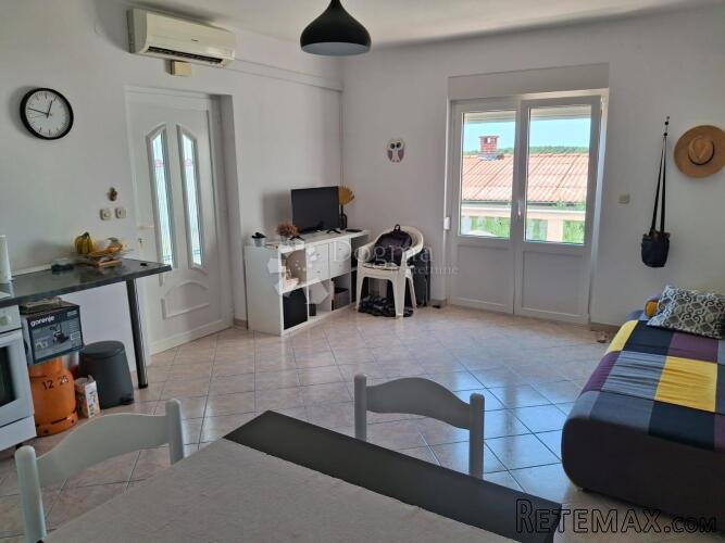 Lijepi apartman u Barbatu na mirnoj lokaciji