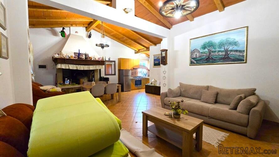 Rovinj, kuća prizemnica na 4550m2 zemljišta, 500m od uređeni - 2