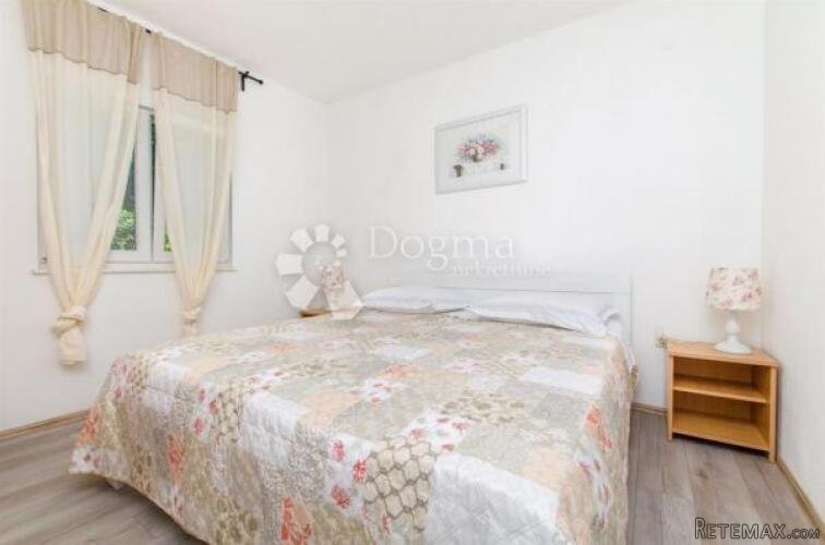 ROGOZNICA- PREDIVNA APARTMANSKA KUĆA 50M OD MORA - 3
