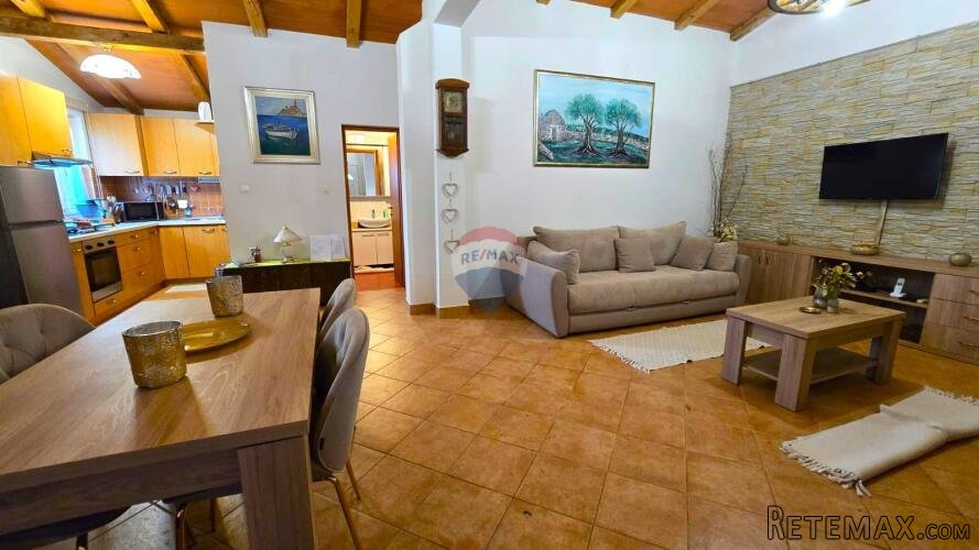 Rovinj, kuća prizemnica na 4550m2 zemljišta, 500m od uređeni - 3