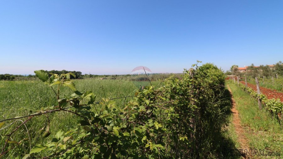 Građevinsko zemljište s pogledom na more - 4