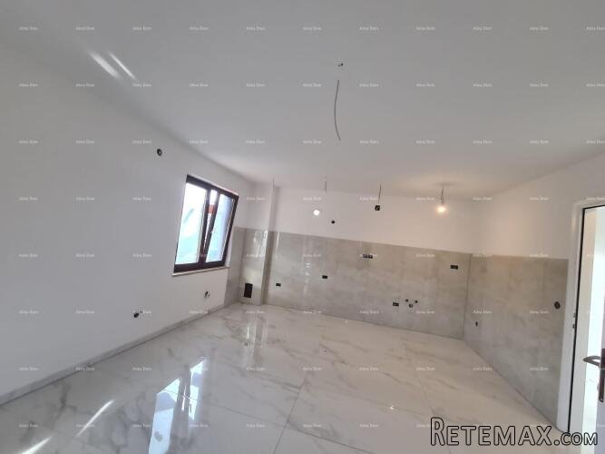 Poreč – stan na katu s vrtom - 3