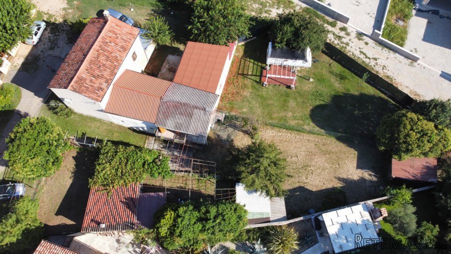 Istra, Brtonigla, okolica, dvije kuće u nizu - 4