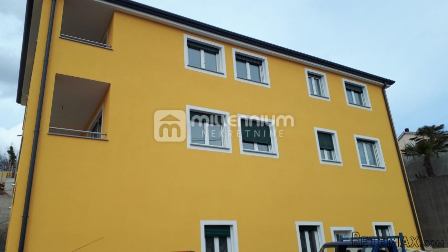 Kastav, 330m2, kuća s dva stana i poslovnim prostorom - 4