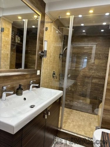 LUX opremljen stan u naselju Stepa Stepanovic - 10