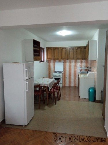 Šušanj-Bar. Izdajem 2 apartmana po 70 m² - 8