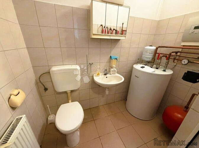 Poslovni prostor + stan = savršena prilika za rad i život na - 2
