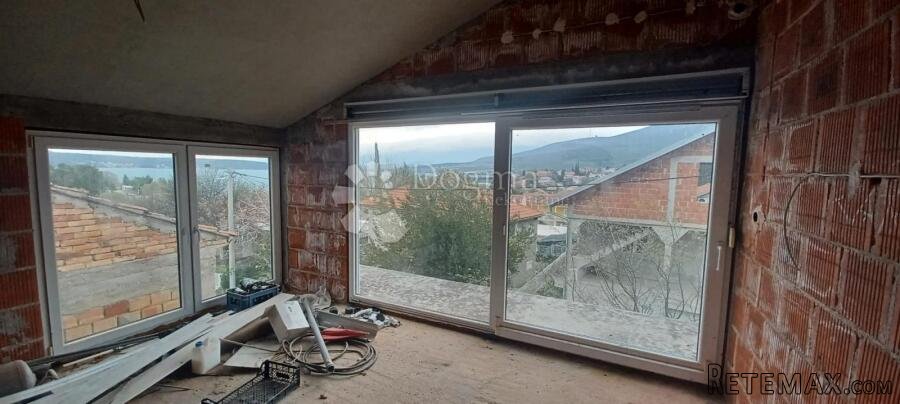 PRODAJA KUĆE – KARIN, ODLIČNA LOKACIJA, 250 m OD MORA - 2