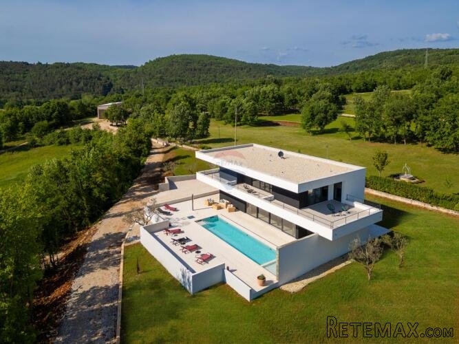 Istra, Grožnjan luksuzna dizajnerska kuća, novogradnja