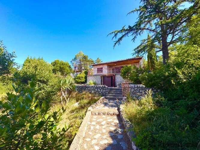 Novi Vinodolski, Bribirska obala- kuća na terenu 1000m2, 2.r