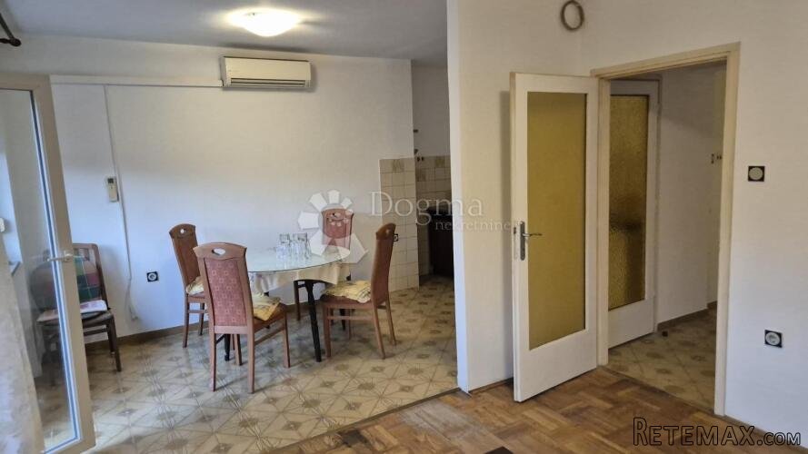 Klana - Studena, dvije etaže kuće, stan i pp - 2