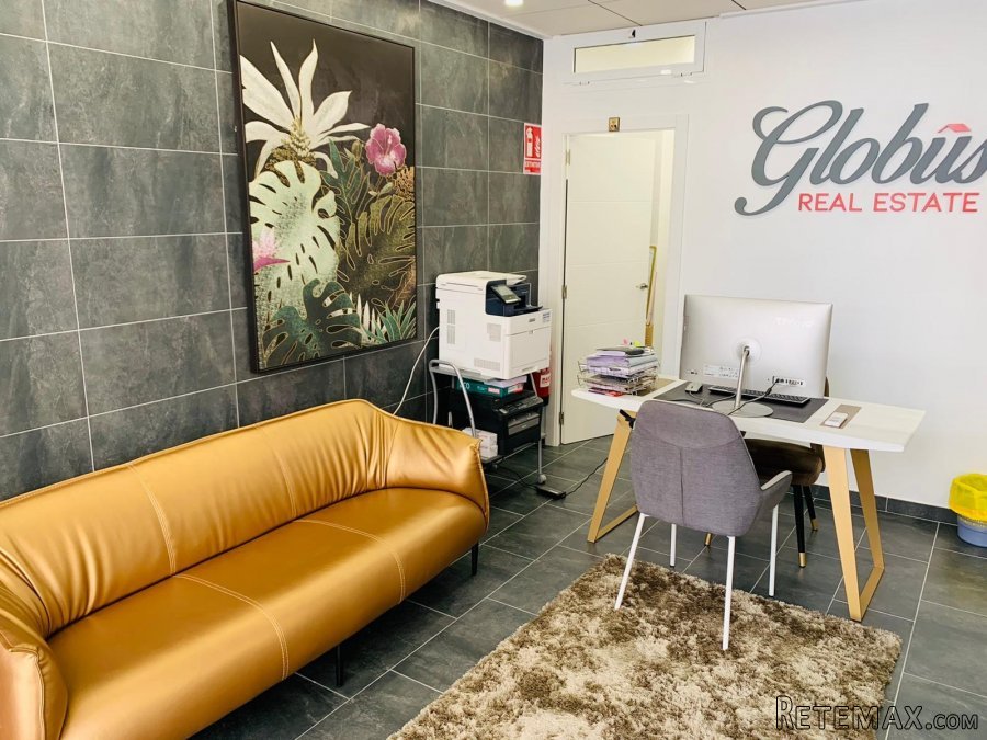 Premises/office located in Torrevieja, consisting of a.. - 4
