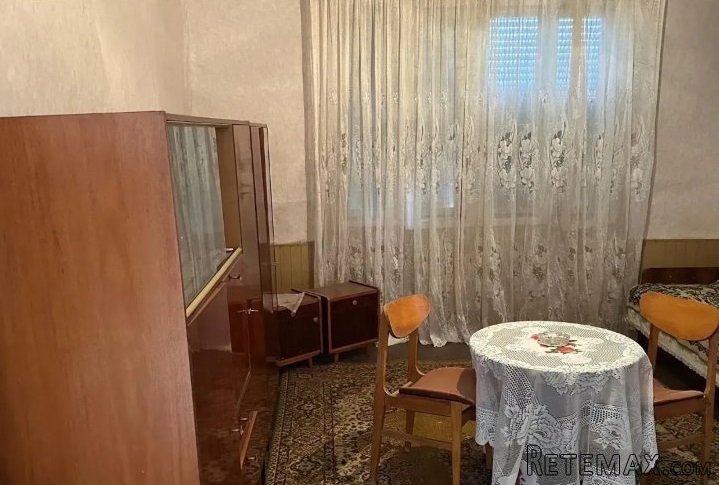 Na prodaju kuca 320m2 u selu Torak - 6