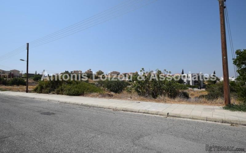 Building Plot For Sale in Mouttagiaka..