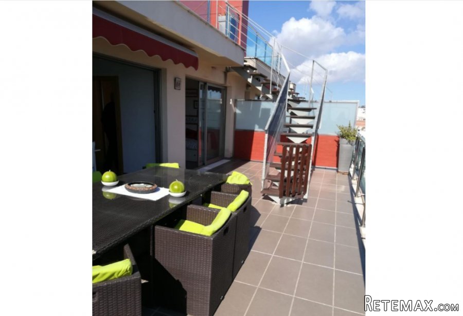 Precioso ático con una amplia terraza de más de 30 m2 + un.. - 2