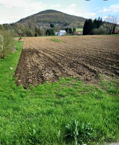 Veliko građevinsko zemljište u Josipdolu