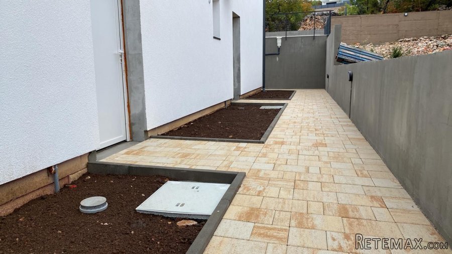 CRIKVENICA, ČETIRI APARTMANA SA BAZENOM - 4