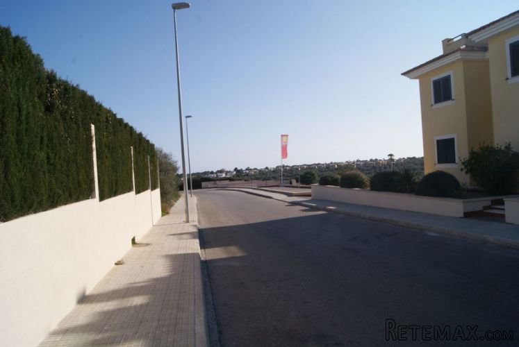 Urban Sandlot has all the infrastructures with beautiful.. - 4