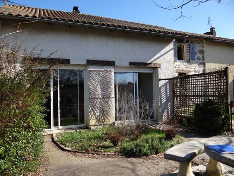 Stone Country Farmhouse With 3-4 Beds.. - 2