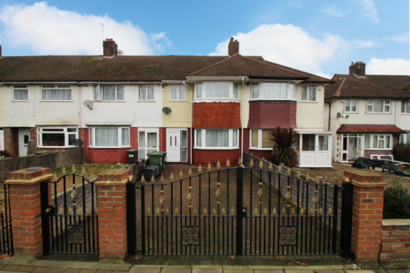 3 bedroom, Terraced House house for sale