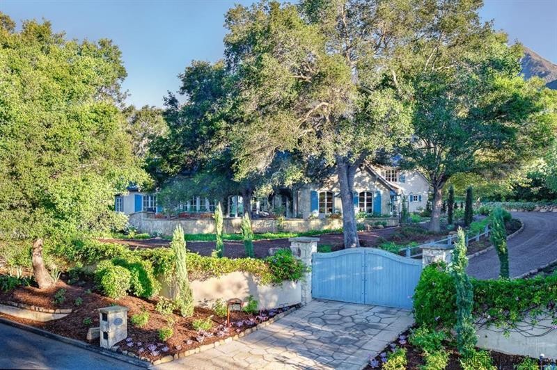 4 bedroom House For Sale: 640..