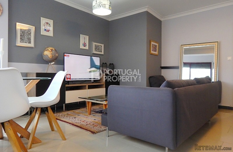 Stunning 1 Bedroom Apartment close to..