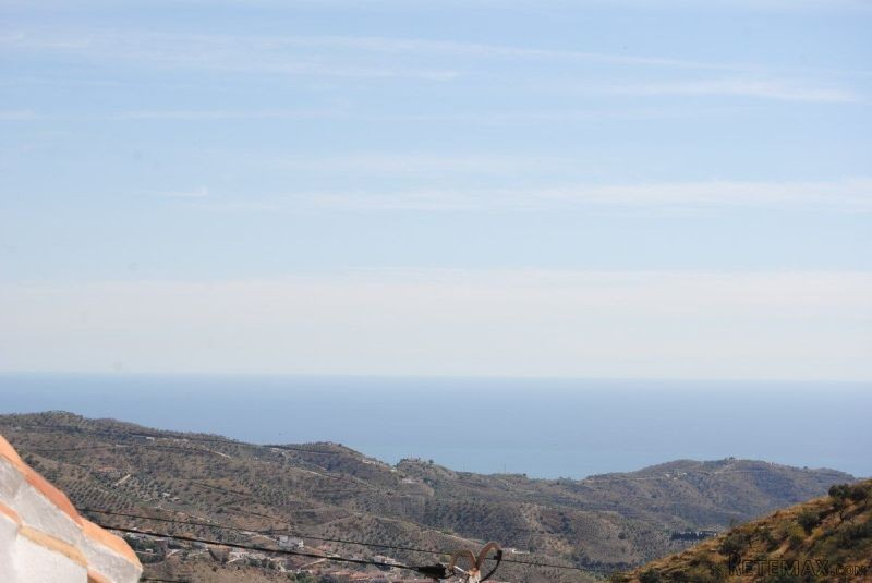 Town House for Sale in Moclinejo.. - 2