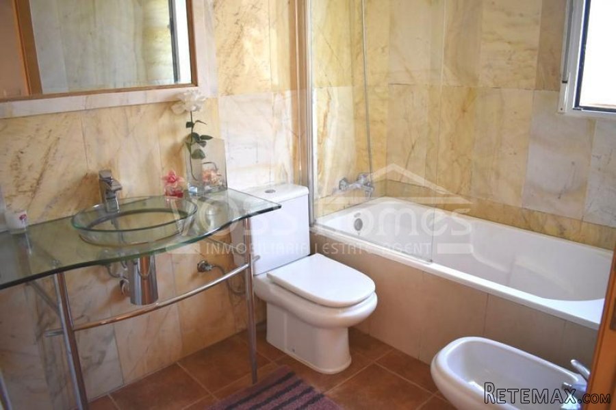 RESERVED/SALE AGREED APRIL 2022 WITH VOSS HOMES A modern.. - 16