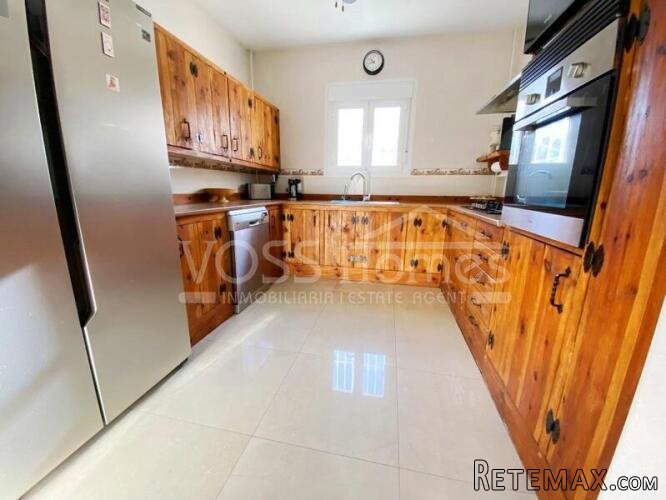 NEW TO VOSS HOMES - Recently modernised, light and airey 2.. - 17