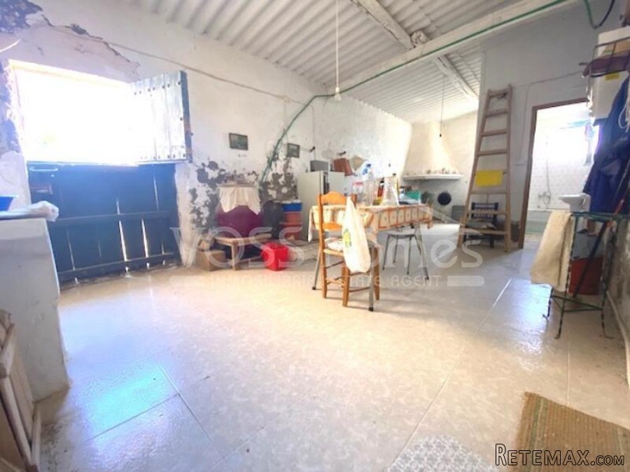 NEW & EXCLUSIVE TO VOSS HOMES - Large 313m2, semi detached.. - 18