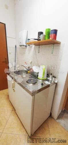 ZAMET, KUĆA SA PUNO MOGUĆNOSTI - 8