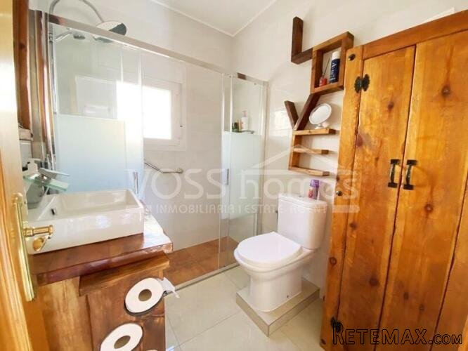 NEW TO VOSS HOMES - Recently modernised, light and airey 2.. - 19